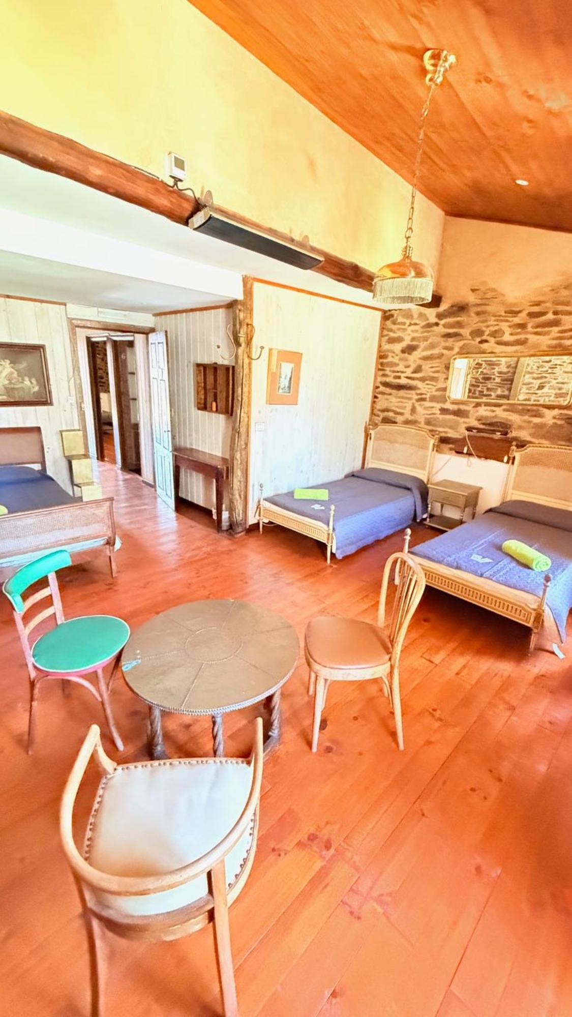 Pension Y Albergue Matias Locanda Sarria Exterior photo
